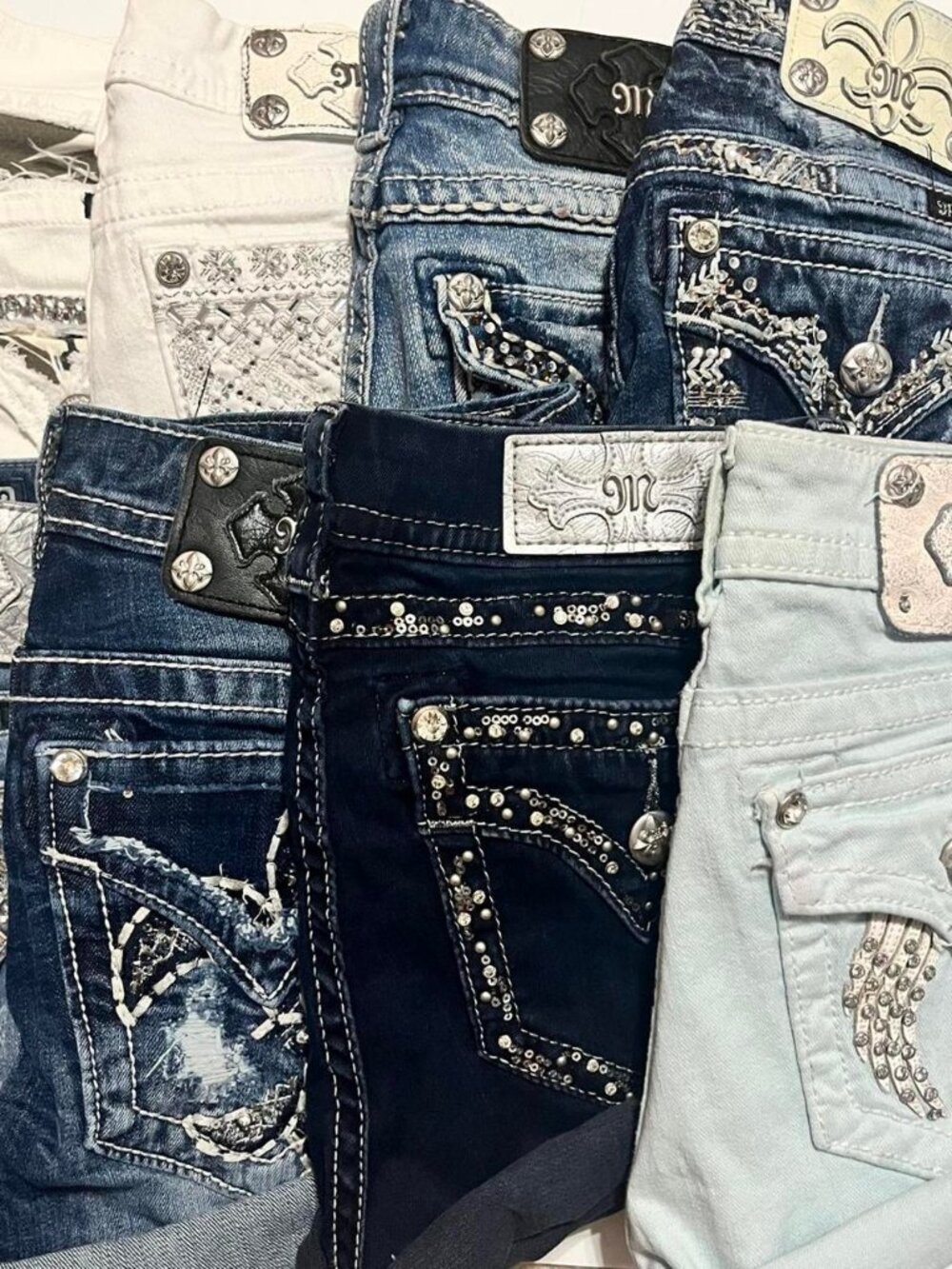 True Religion Women's Navy and White Shorts